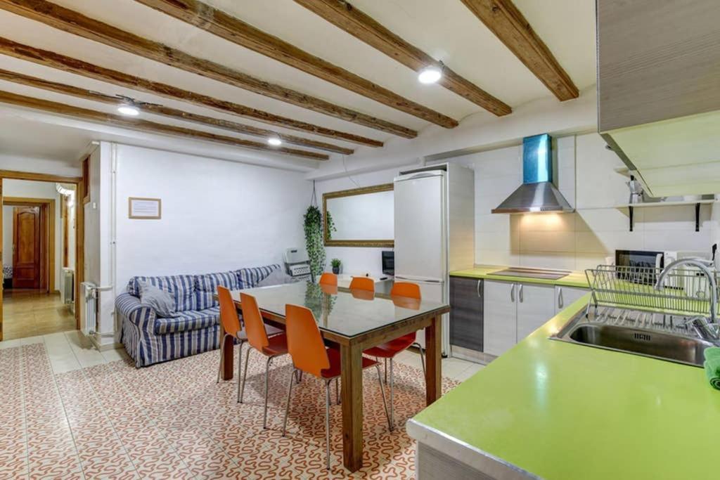 7 Pax Montserrat Ramblas Barcelona Барселона Екстер'єр фото